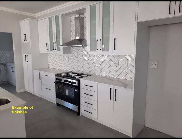 3 BEDROOM HOUSE FOR SALE IN BRITANNIA BAY